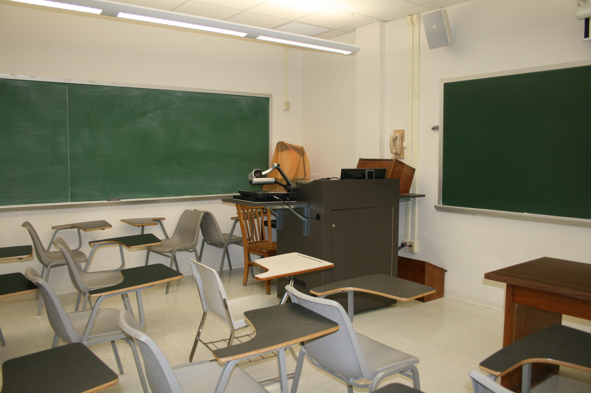 Classroom 135 in lockett from back